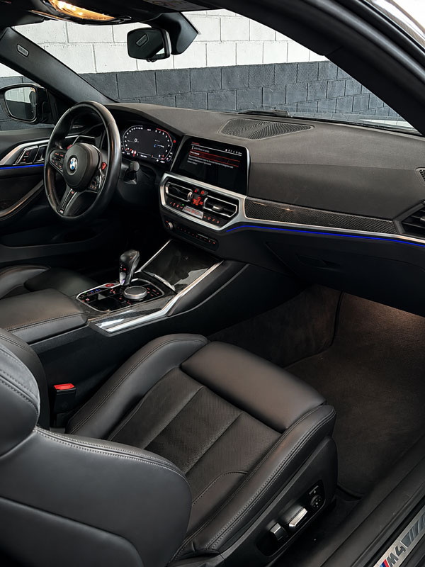 bmw-m4-competition-coupe-g82-semicarsdspremium-salpicadero-consola-copiloto