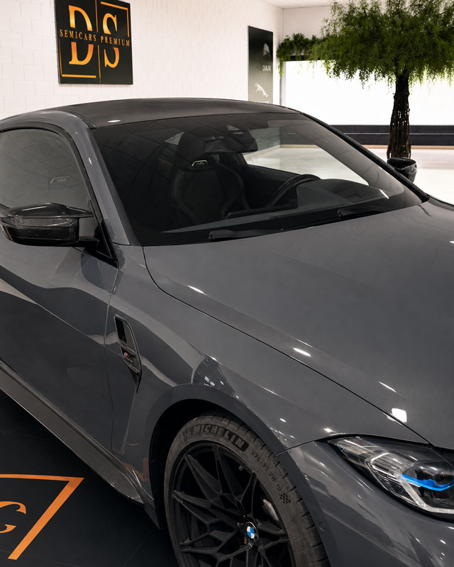 bmw-m4-competition-g82-frontal-tres-cuartos-dravit-grey