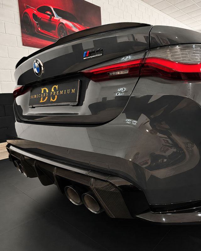 bmw-m4-competition-g82-trasera-lateral-difusor-carbono