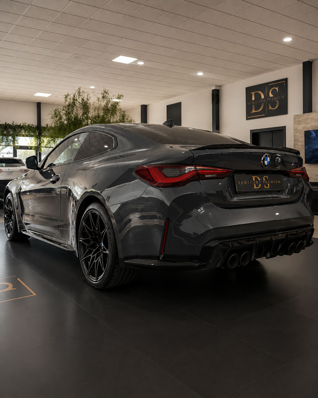 bmw-m4-competition-g82-trasera-lateral-m4-competition