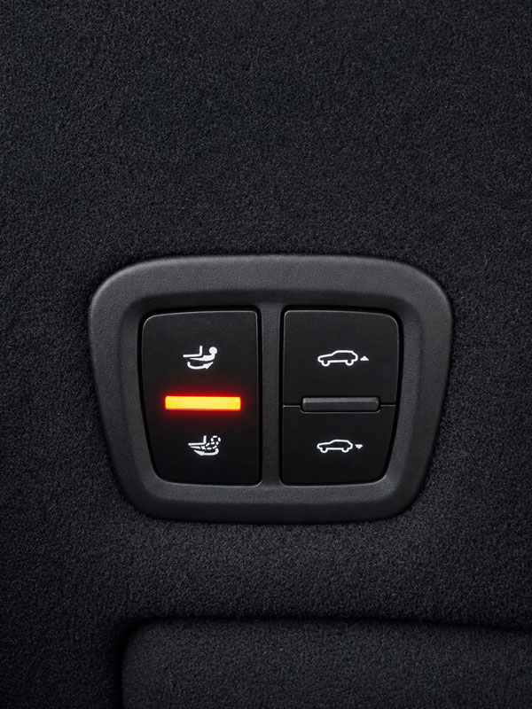 porsche-cayenne-coupe-e-hybrid-gt-package-semicarsdspremium-mandos-maletero