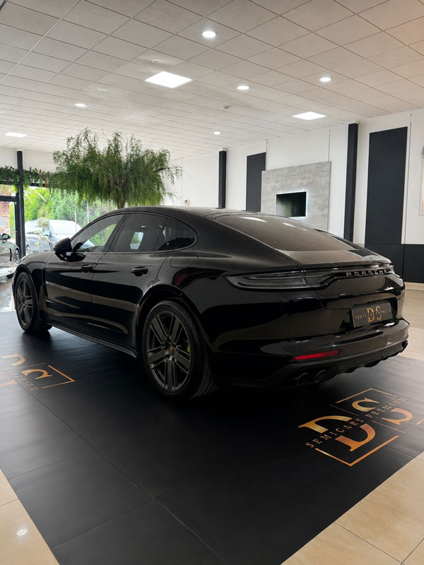 porsche-panamera-4-e-hybrid-negro-tres-cuartos-trasero