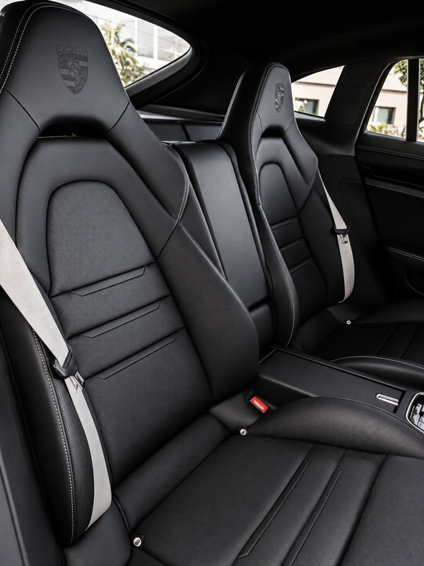 porsche-panamera-sport-turismo-4-e-hybrid-platinum-semicars-ds-premium-plazas-traseras