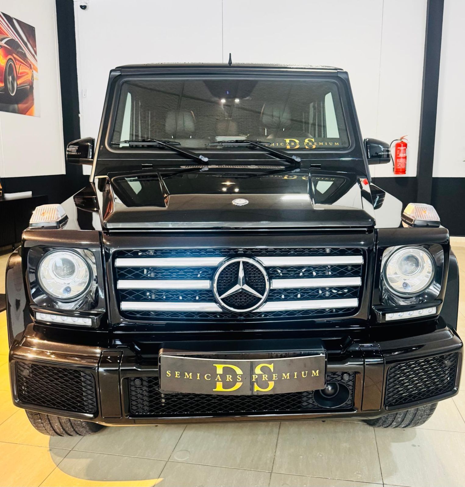 mercedes-benz-clase-g-frontal-simetrico-parrilla-cromada-semicars-ds-premium