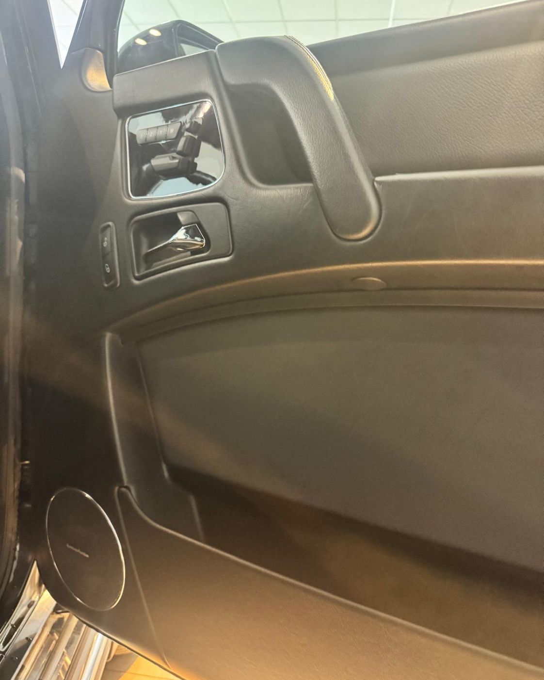 mercedes-benz-clase-g-panel-puerta-delantera-mandos-asiento-semicars-ds-premium