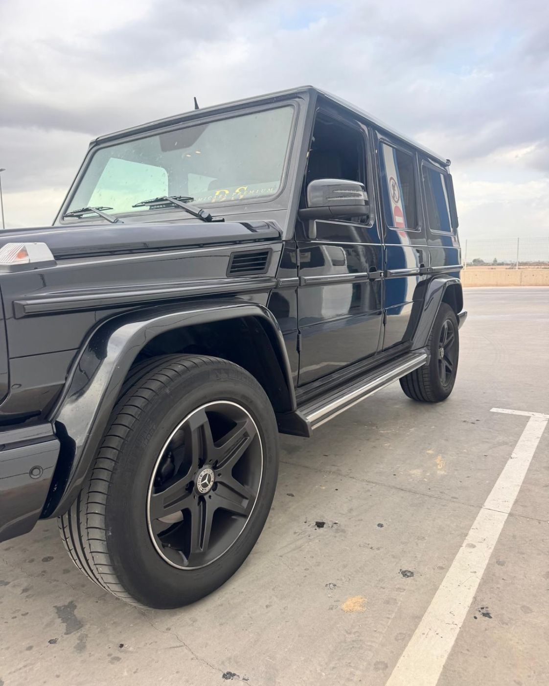 mercedes-benz-clase-g-perfil-lateral-exterior-llantas-negras-semicars-ds-premium