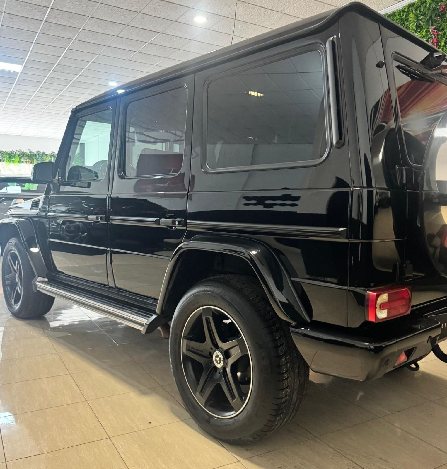 mercedes-benz-clase-g-perfil-lateral-rueda-trasera-semicars-ds-premium