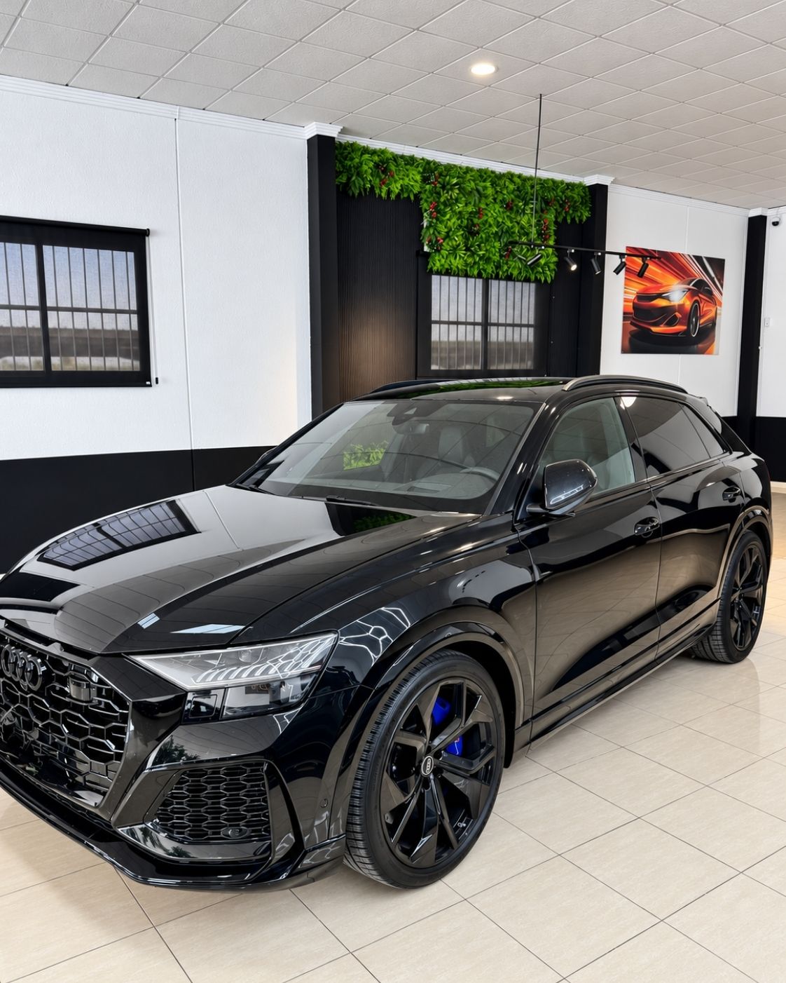 semicarsdspremium-audi-rs-q8-2024-diseno-exterior-deportivo