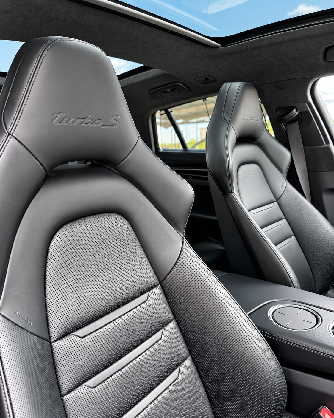 semicarsdspremium-porsche-panamera-turbo-s-e-hybrid-asientos-deportivos-techo-panoramico