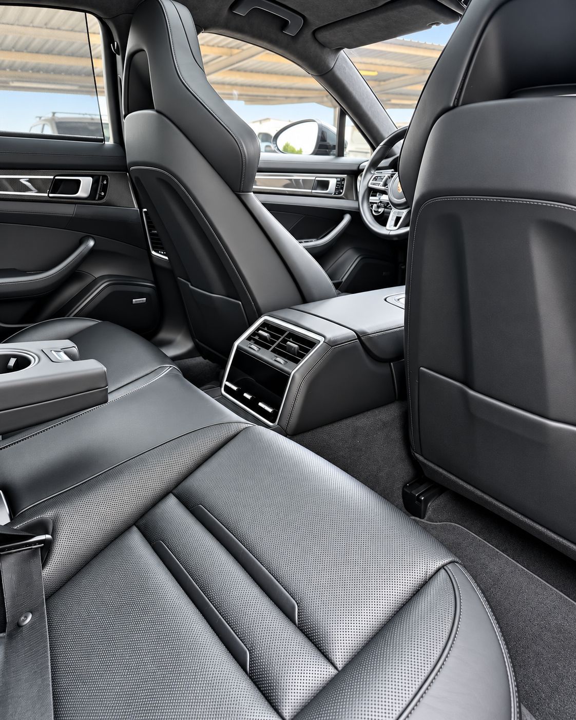 semicarsdspremium-porsche-panamera-turbo-s-e-hybrid-interior-trasero-climatizacion