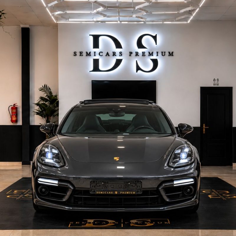 porsche-panamera-turbo-s-700-cv-semicars-ds-premium